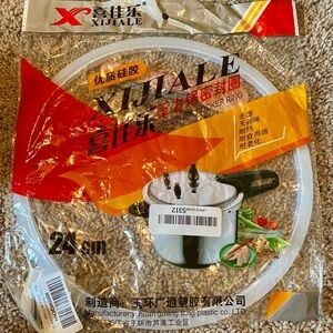 Clear Silicone Gasket Sealing Ring for Home Pressure Cooker, Insta Pot 24 cm